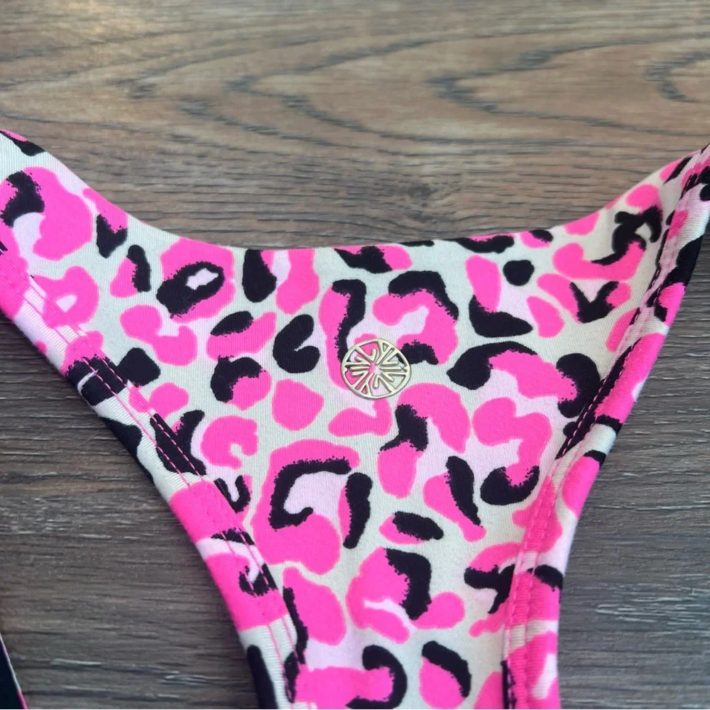 Lilly Pulitzer Luxletic Sports Bra Pink Leopard Print Size Large Racerback Top - Picture 4 of 8